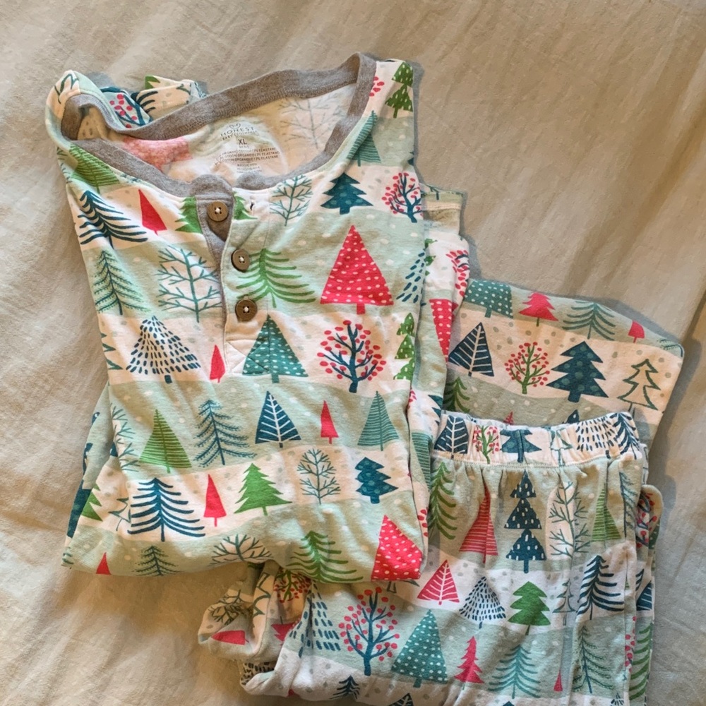 The Honest Company Light Blue Multicolor Tree Print Pajama Set - Men’s XL